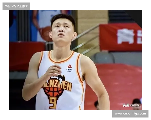 周鹏不再担任深圳队主帅，回归球员身份迎接合同年